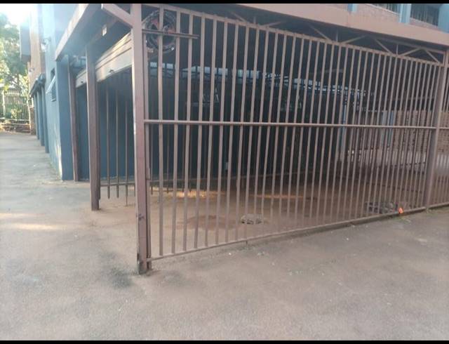 3 BEDROOM COMPLEX FOR SALE IN ARCADIA